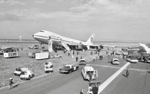 San Francisco July 30, 1971- N747PA Pan Am Flight 845 Boeing 747