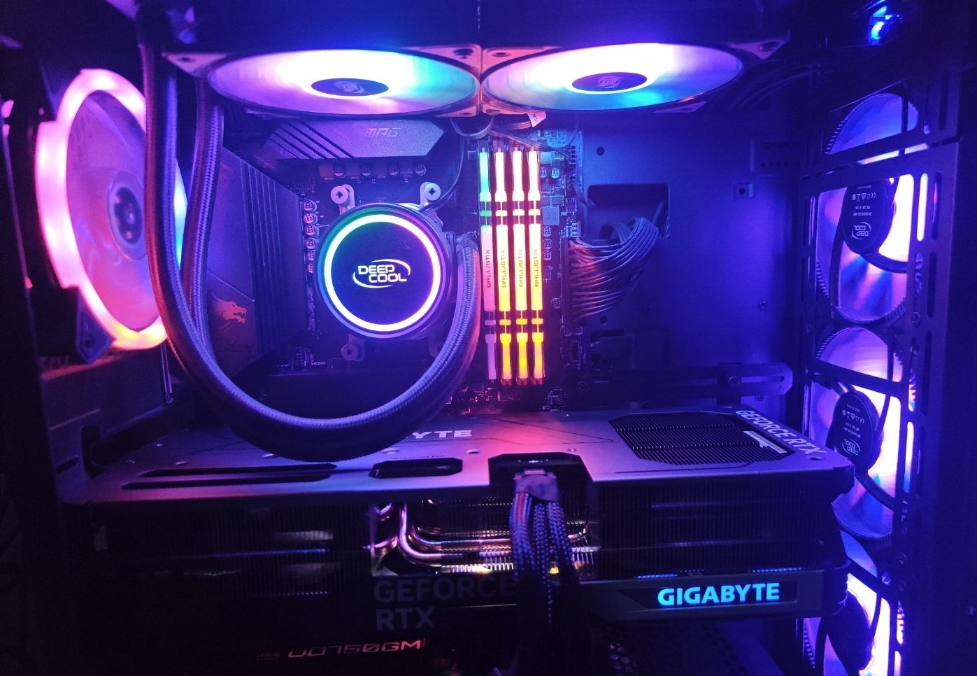 Does bottleneck Ryzen 7 5700x with RTX 4070 Super for 1080p?