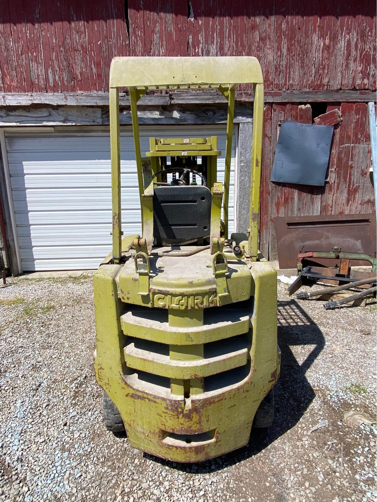 Clark C-40B Forklift - Commercial Vehicles - Clinton, Michigan ...