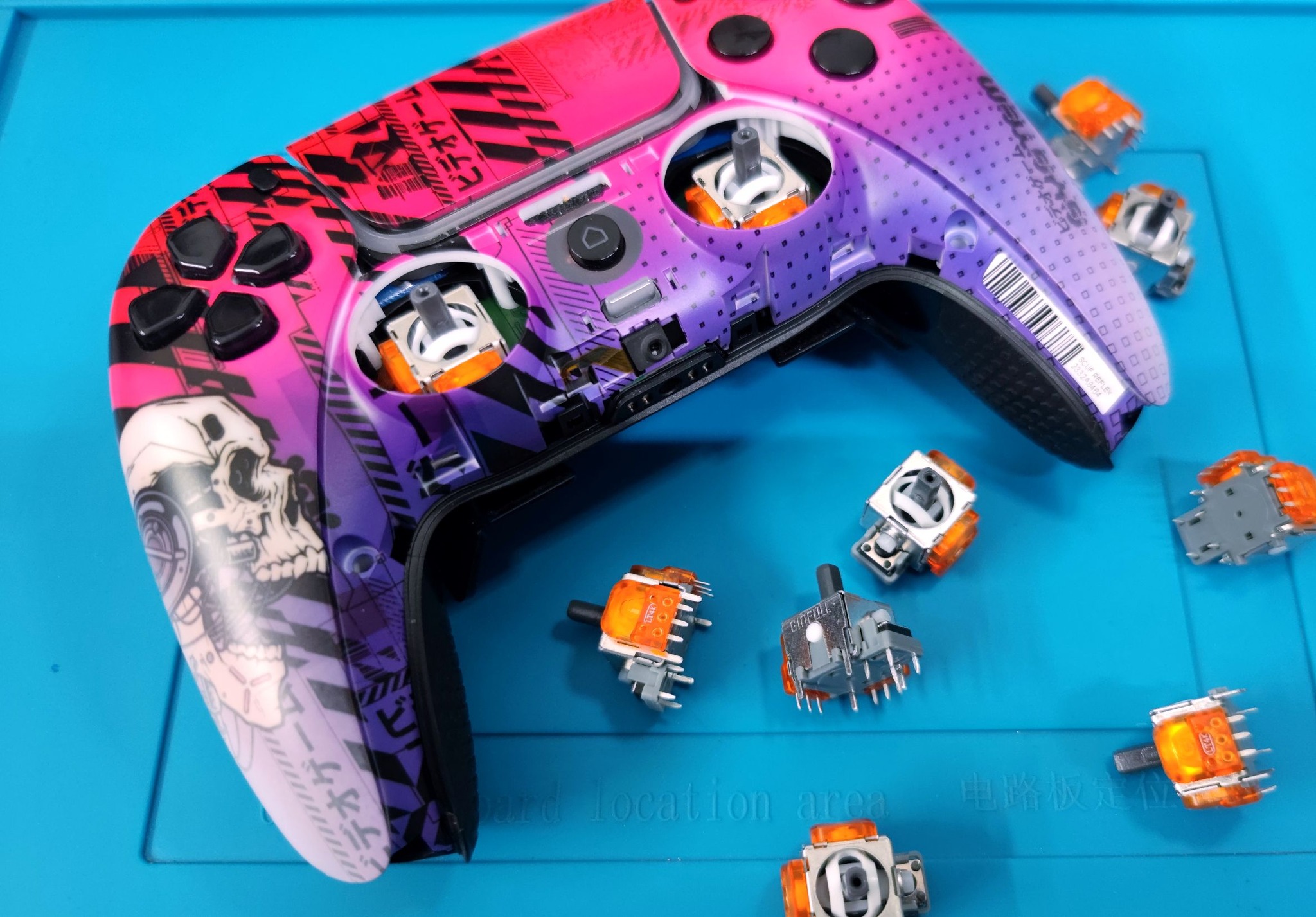 Looking for the ultimate TMR joystick gamepad? Meet the DAXA Dyron