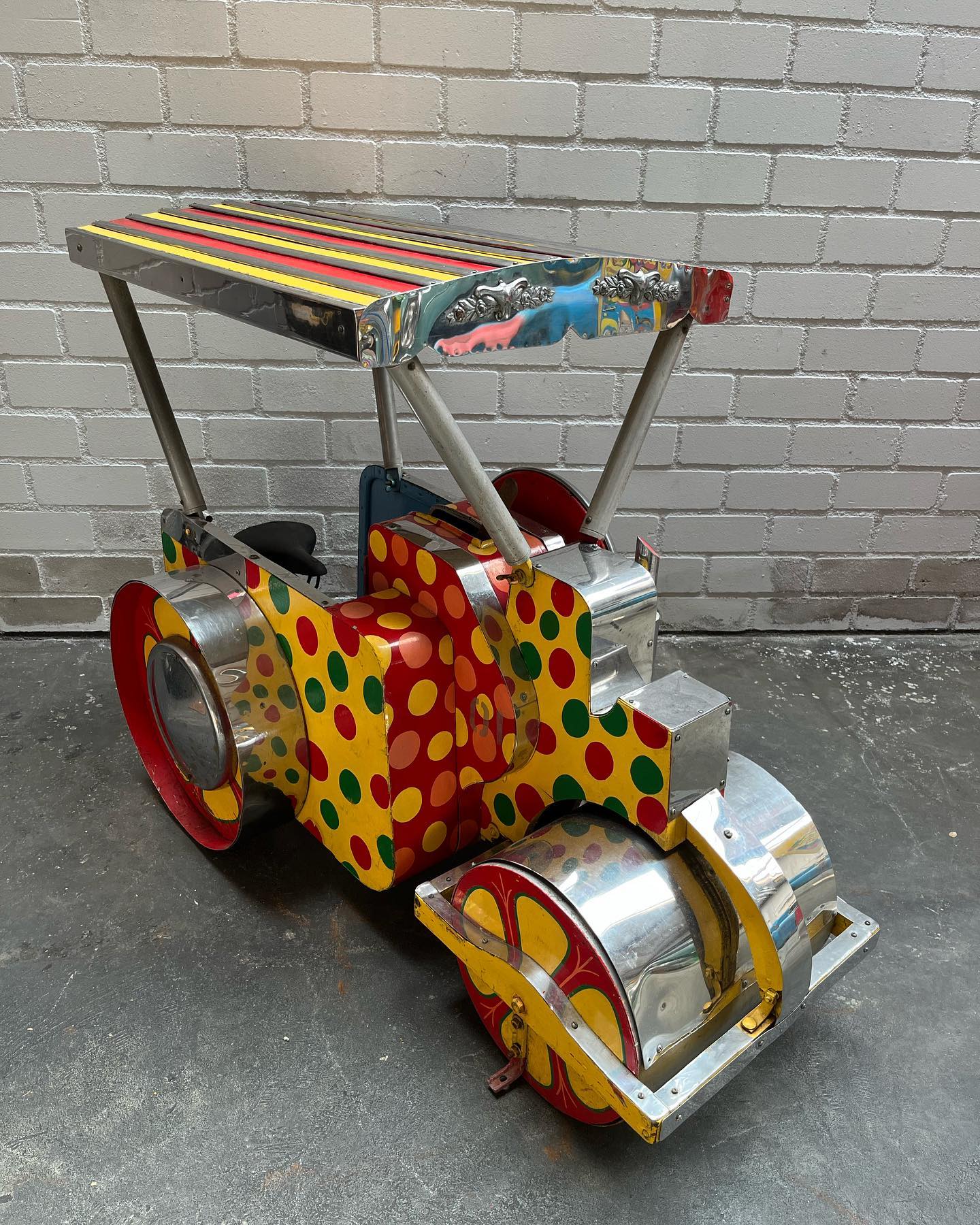 Another beautiful rare carousel... - Dutch Auction Company