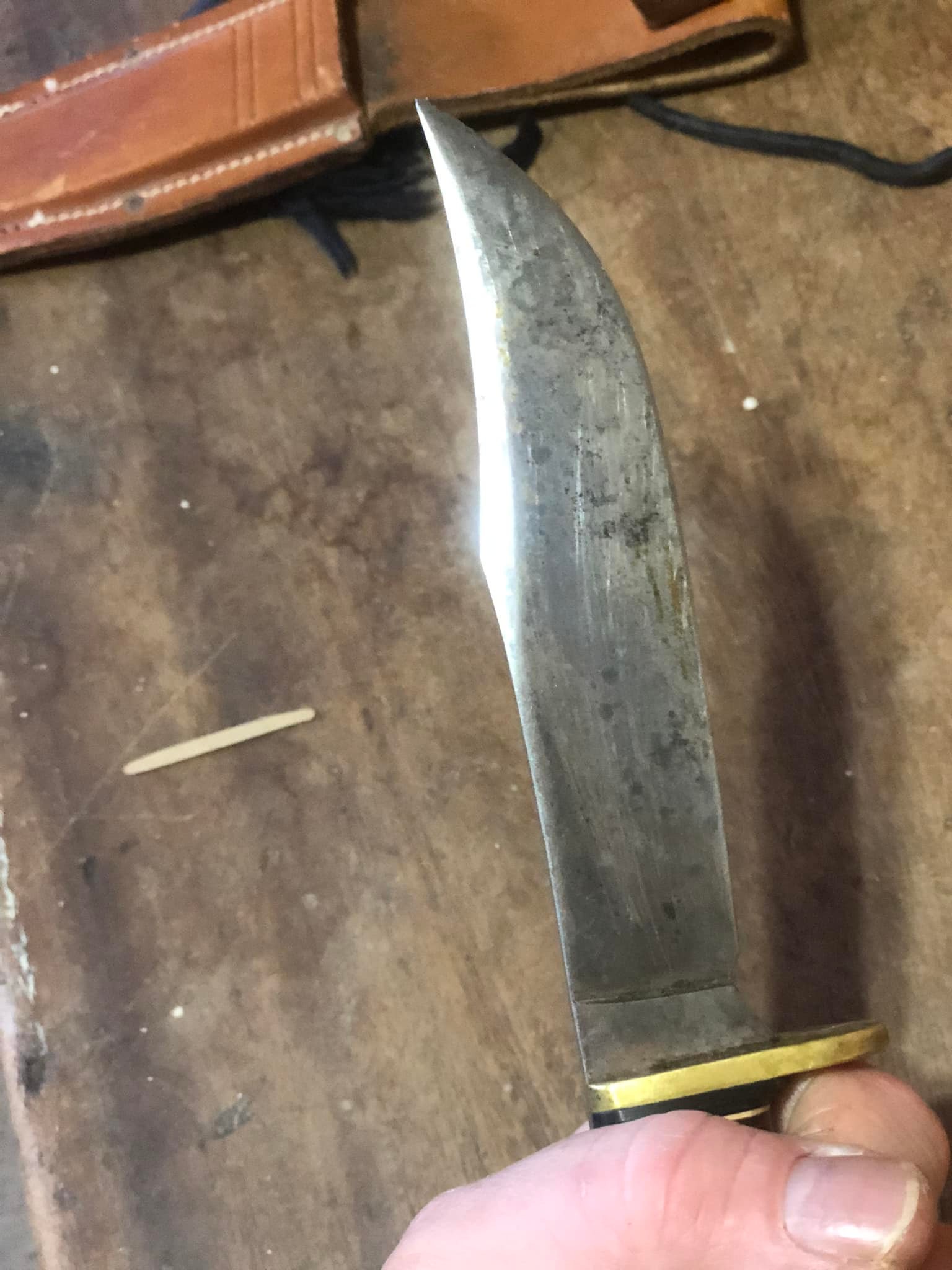 Western USA W36 knife maker and value