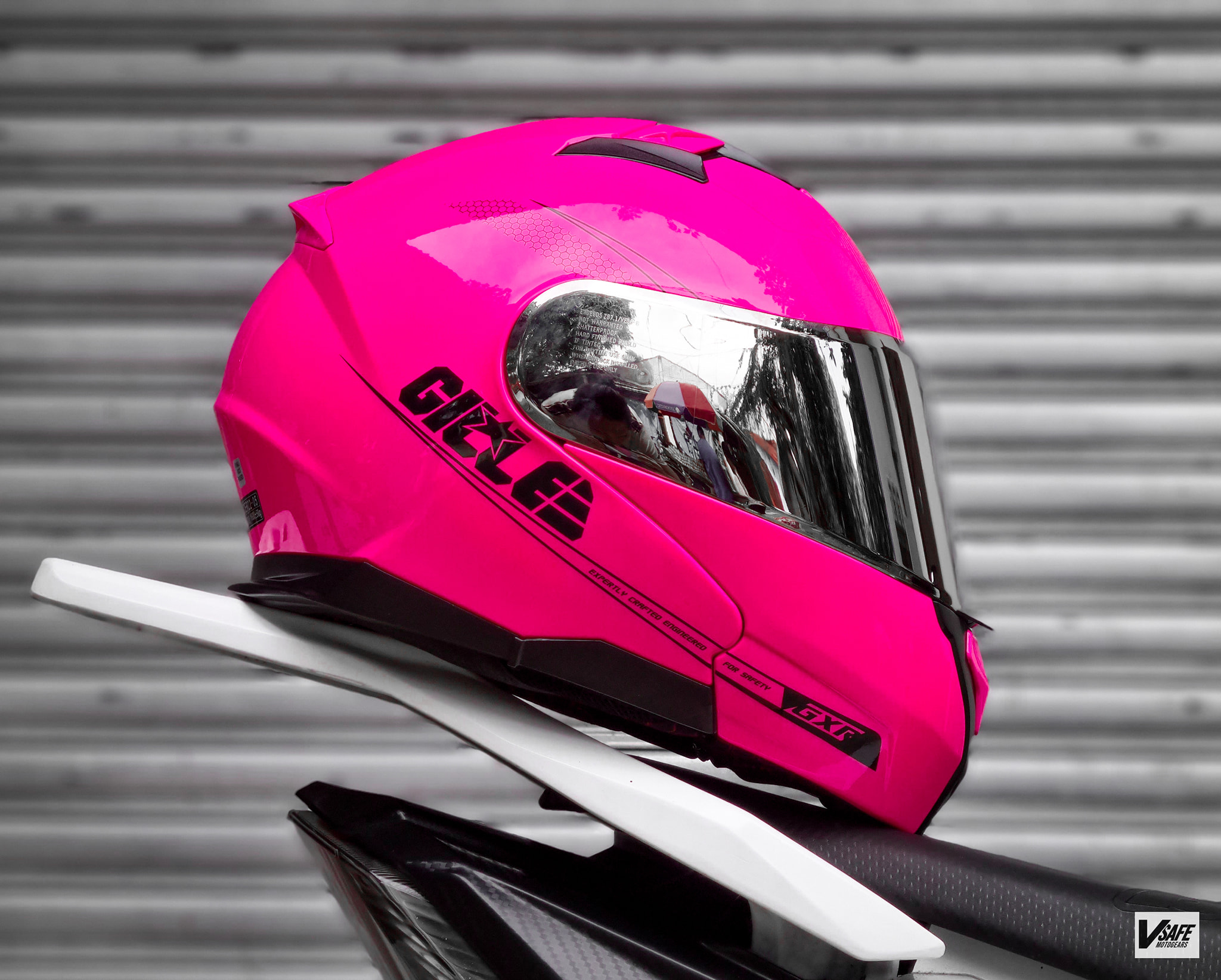 Vsafe Motogears - ‼️Check out the Gille Helmets new...