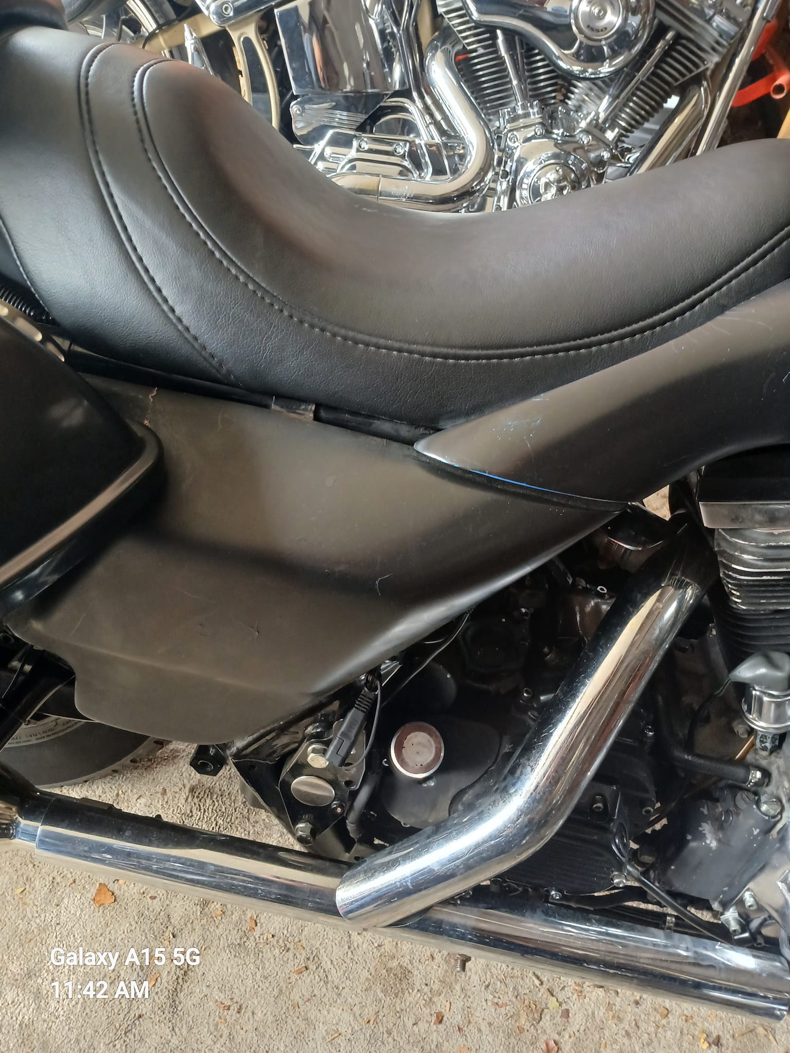 Side panels for 94 Electraglide tank kit