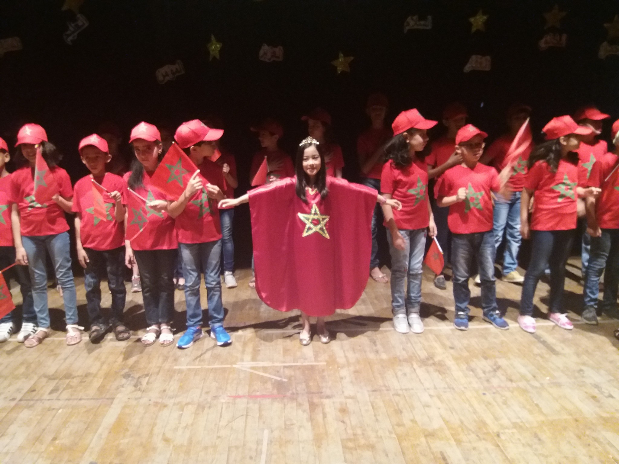Groupe... - Groupe Scolaire Charaf Aladarissa-Page-Officielle