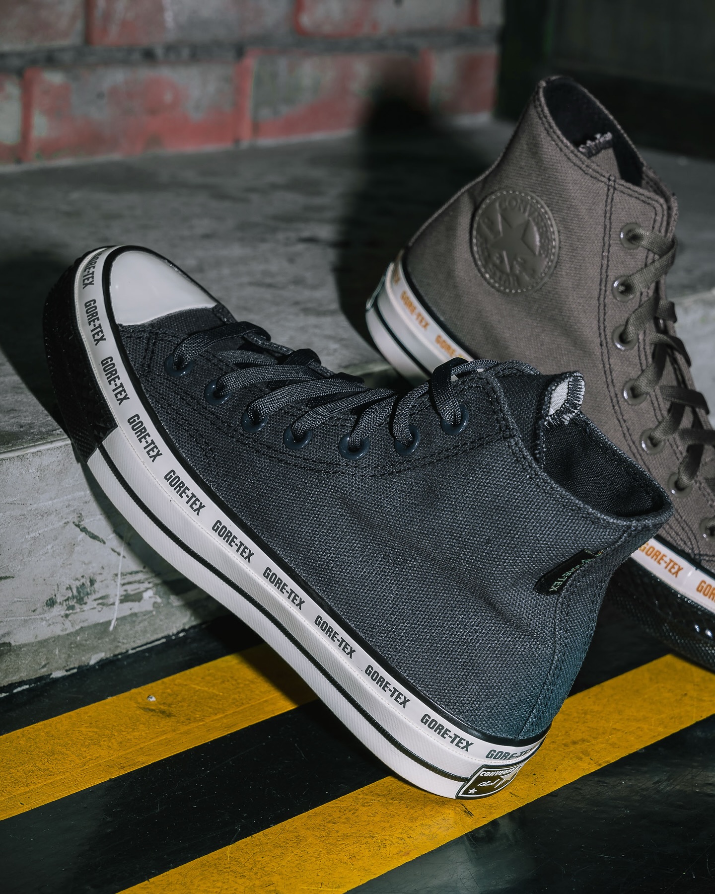 Stay dry and stylish with these Converse Chuck 70 GORE-TEX 