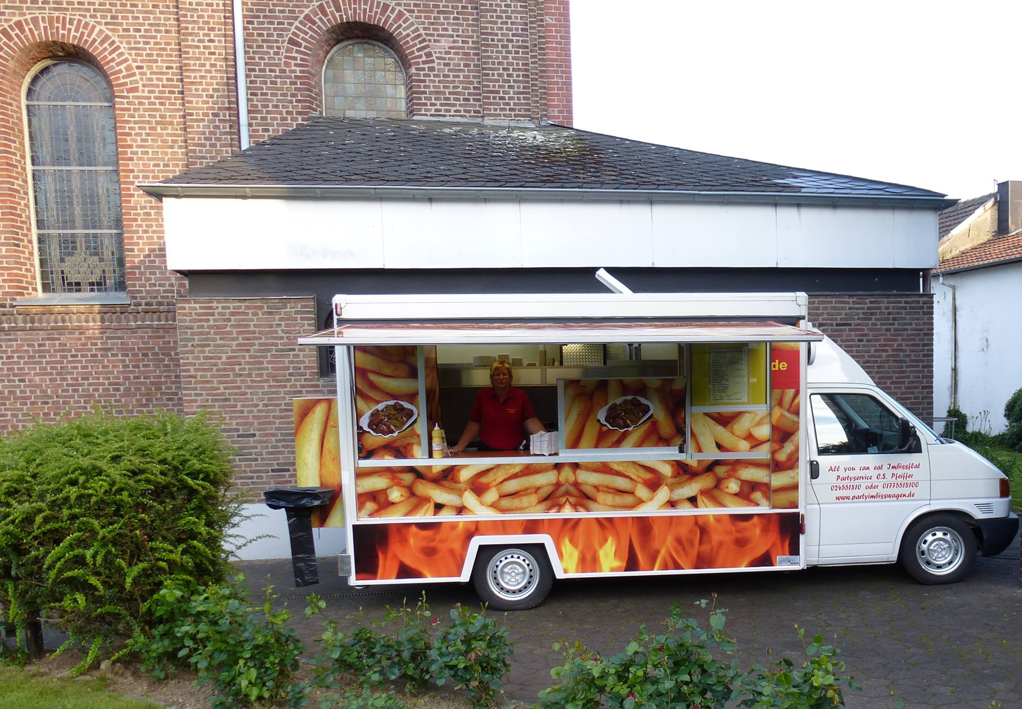Imbisswagen Flatroyal Vor Ort Beitrage Facebook
