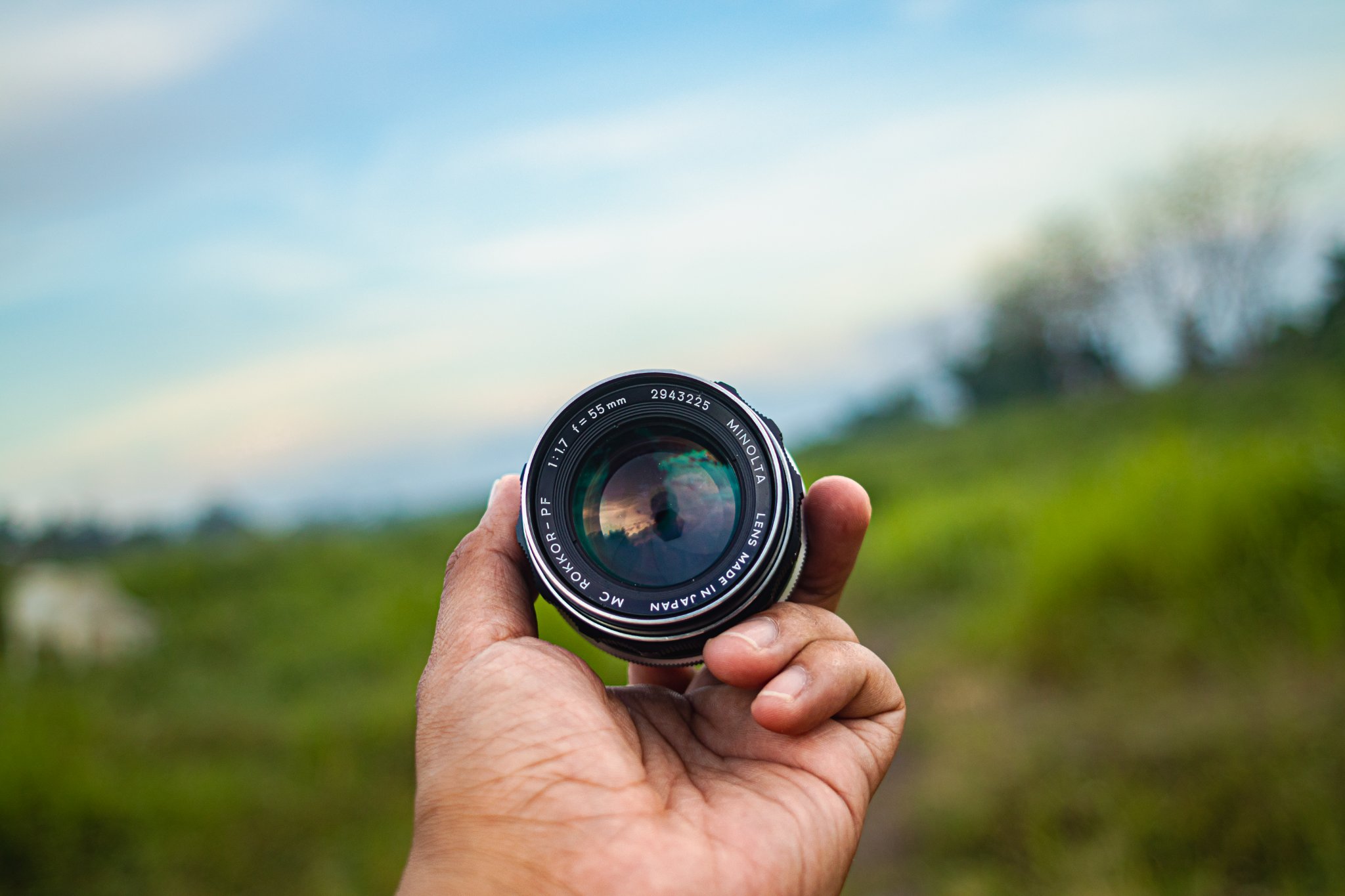 Minolta MC Rokkor PF 55mm f1.7 lens review on mirrorless camera
