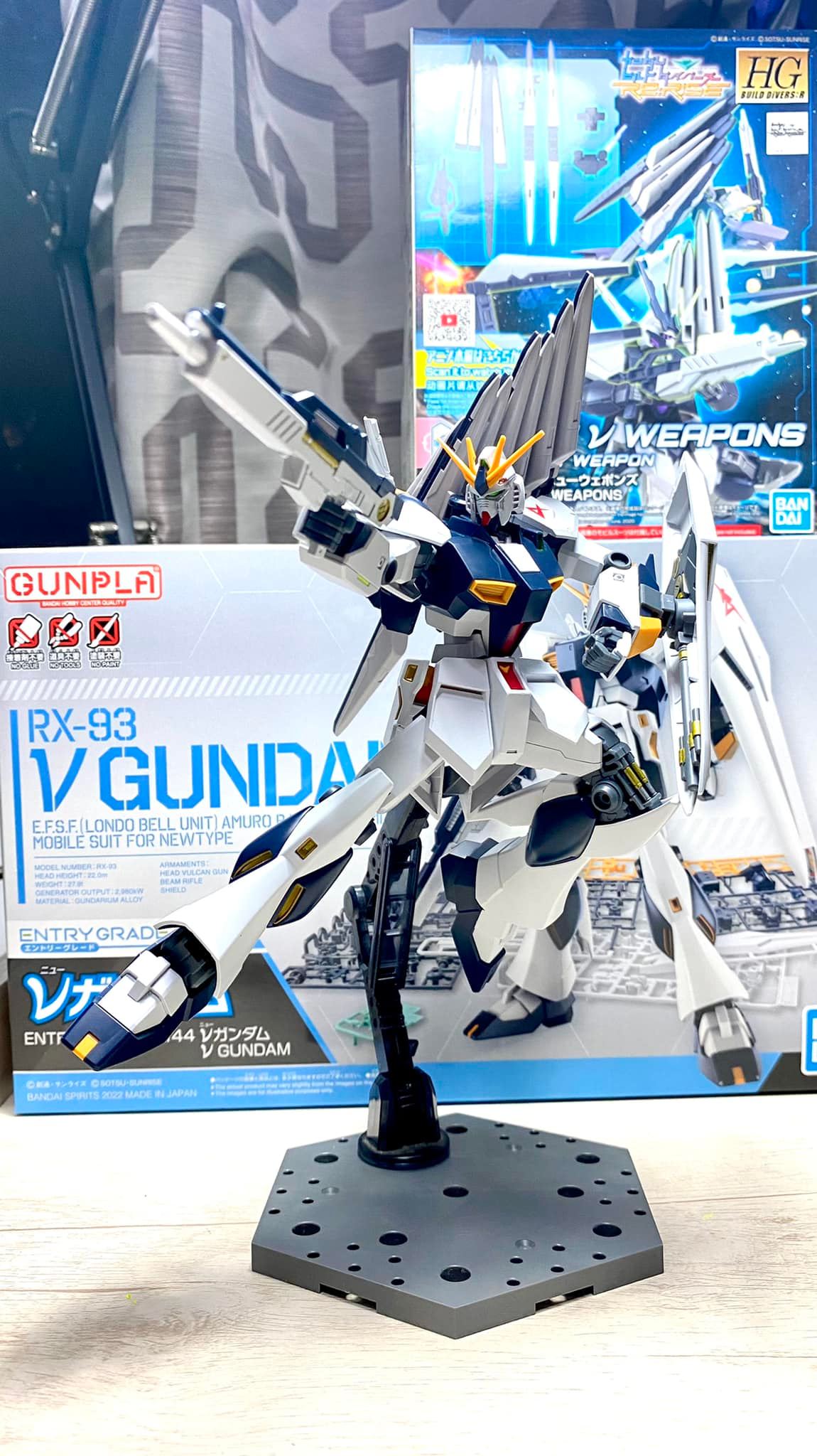 BANDAI Entry Grade Nu Gundam – Maquette Facile, Couleurs Reproduites, Articulations Larges – Dès 8 Ans