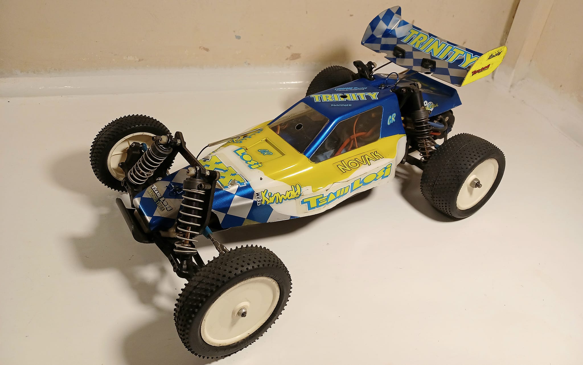 Losi XXCR 2WD RC car