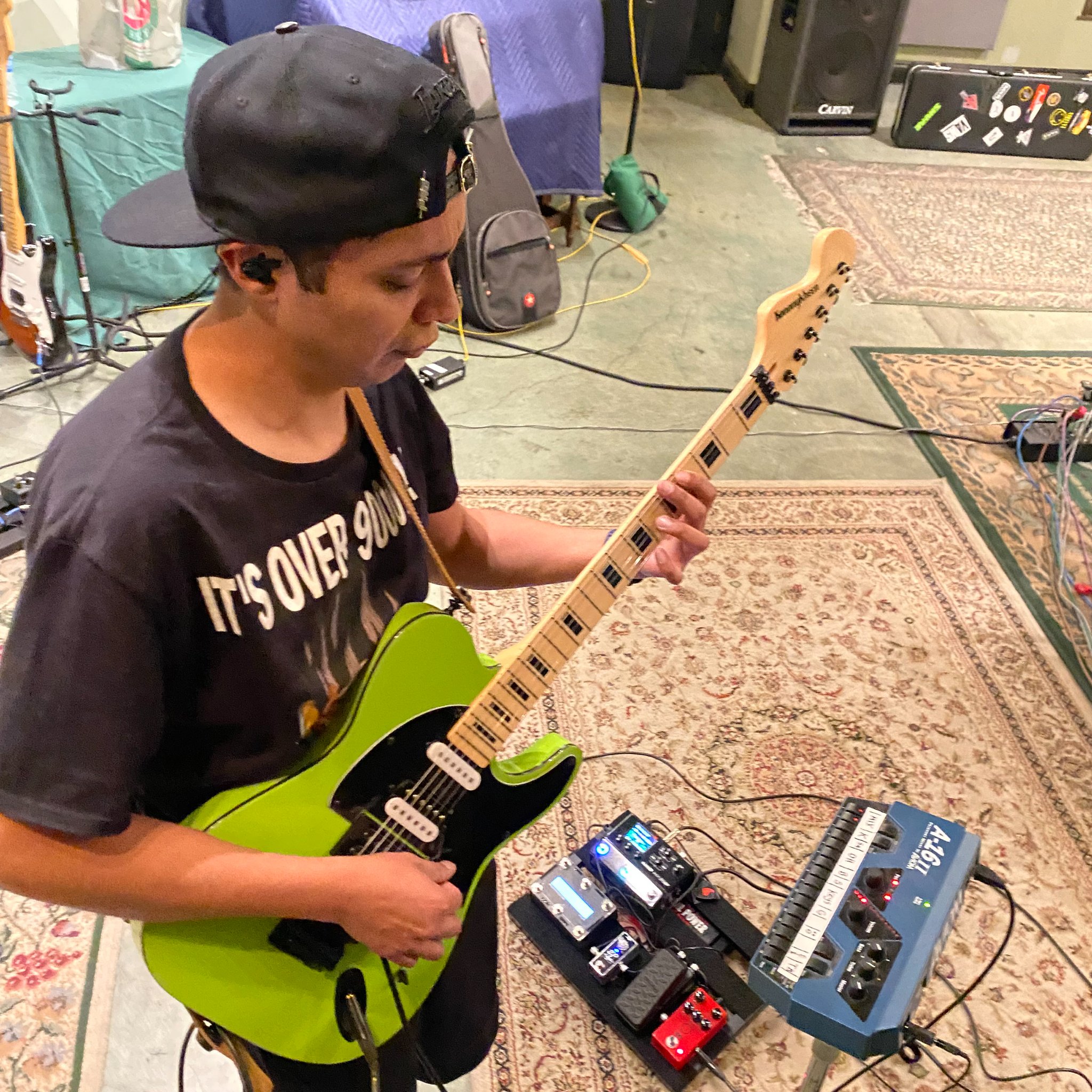 Chris Chavez Music