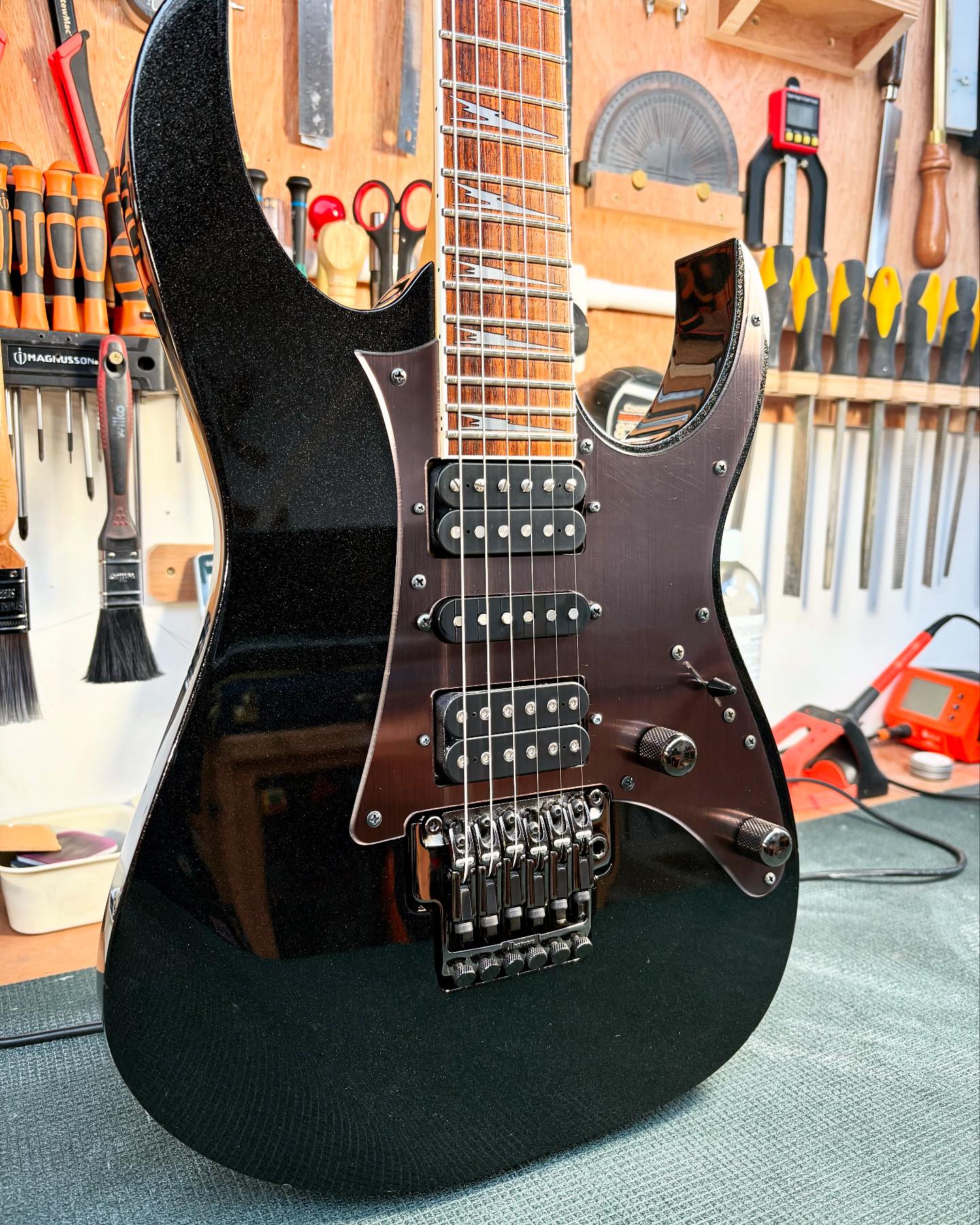 90年製 Ibanez RG570 日本製ブラック(フジゲン製)F0シリアル ✓ Acquired another Fujigen Factory Japan Made IBANEZ RG570