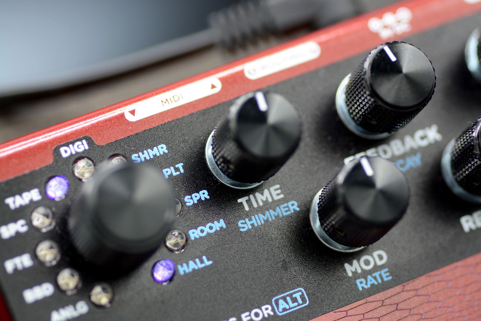 boss metal core distortion pedal ML-2 Farbe:8 baseball catcher gear heavy lows to your Saisonstart im Schaufenster Fischereihafen