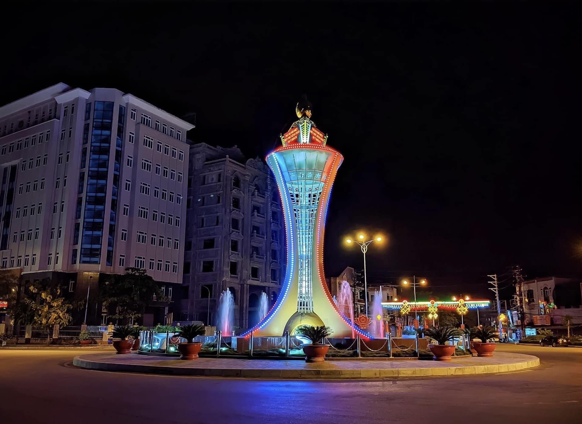 Đặc Sản Vùng Tây Bắc - BÒN NƠI KHỐ RÁCH ĐÃI NƠI QUẦN HỒNG Người phụ nữ ...