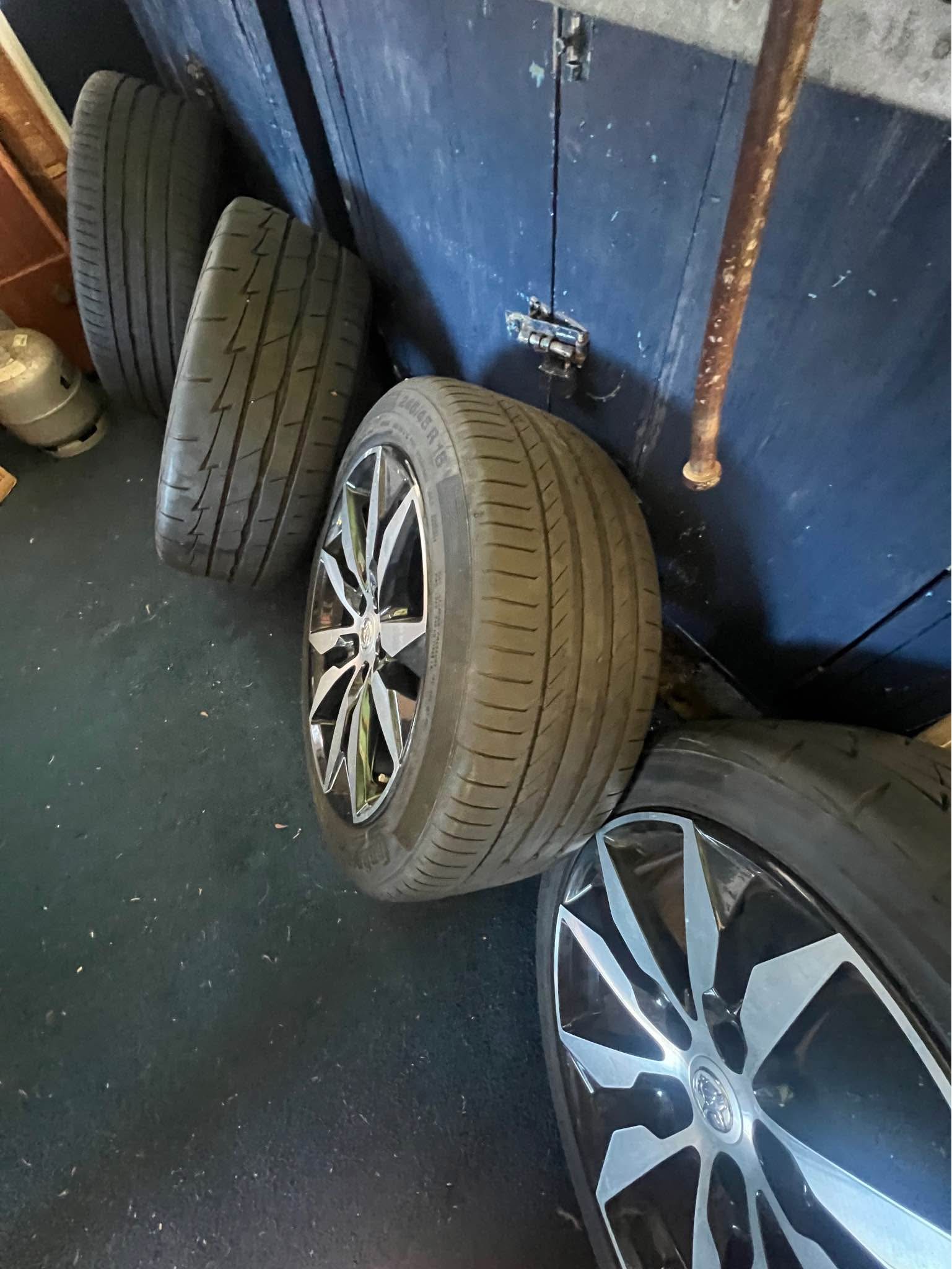 ZB Commodore RS 18” Alloys and tyres - Car Wheels, Tires & Parts ...