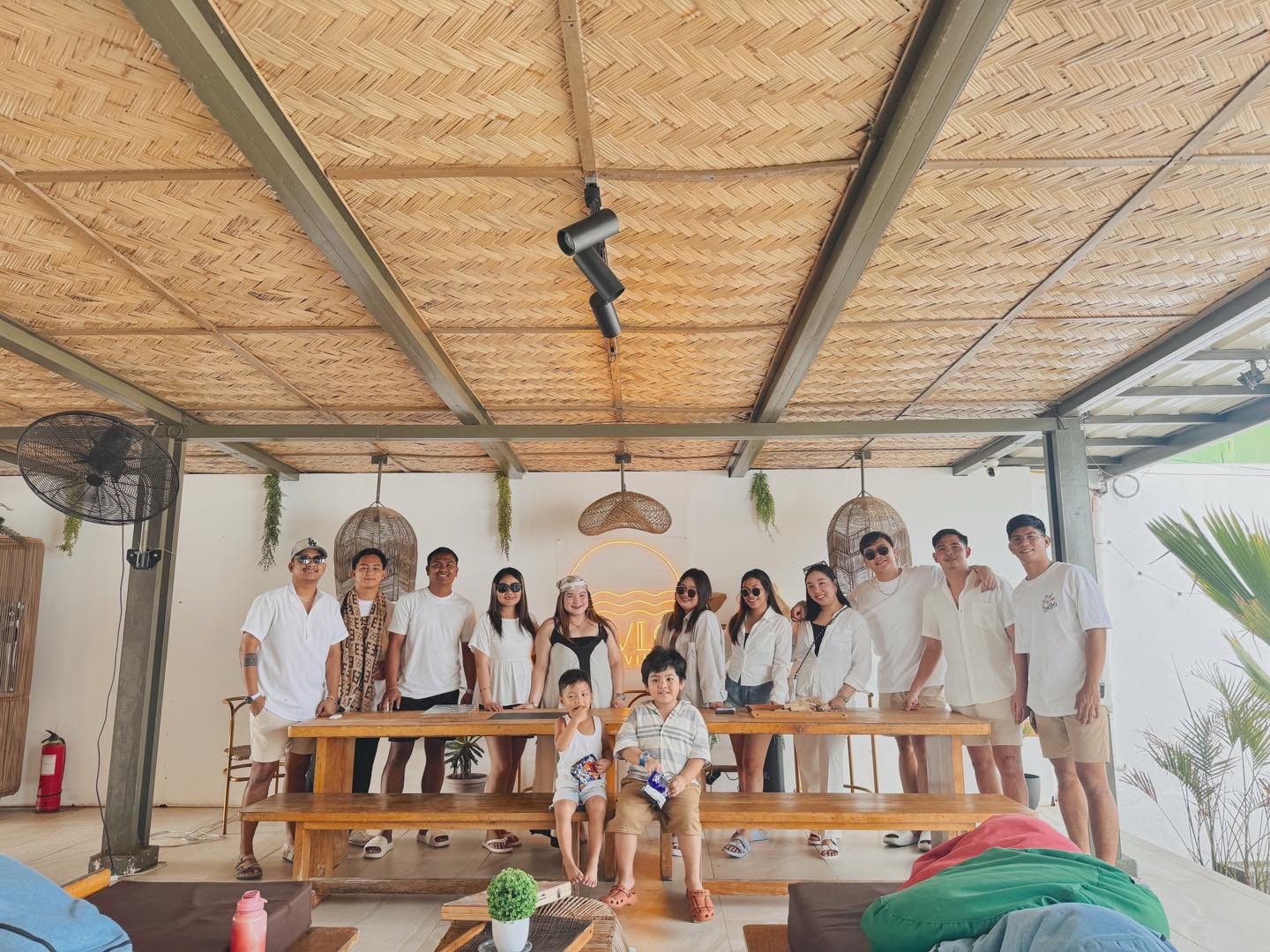 AWLO Beach Villas Zambales... - AWLO Beach Villas Zambales