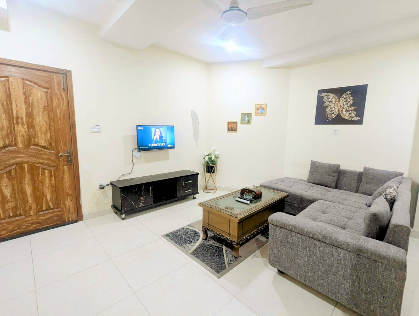 Airbnb Short Time Rentals& Booking.com | Facebook