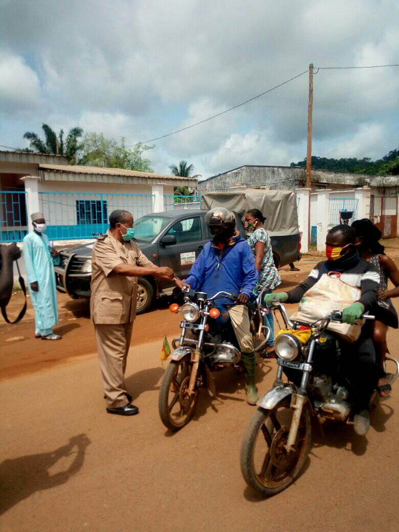 accompagné des forces du... - La Voix du Nyong et Kellé