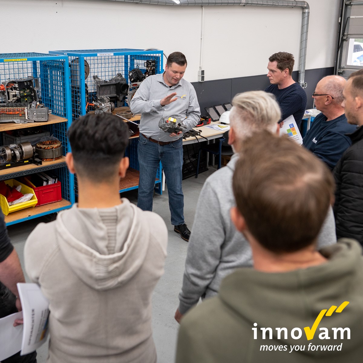 Innovam - In 2023 staan de e-voertuigen weer in je... | Facebook