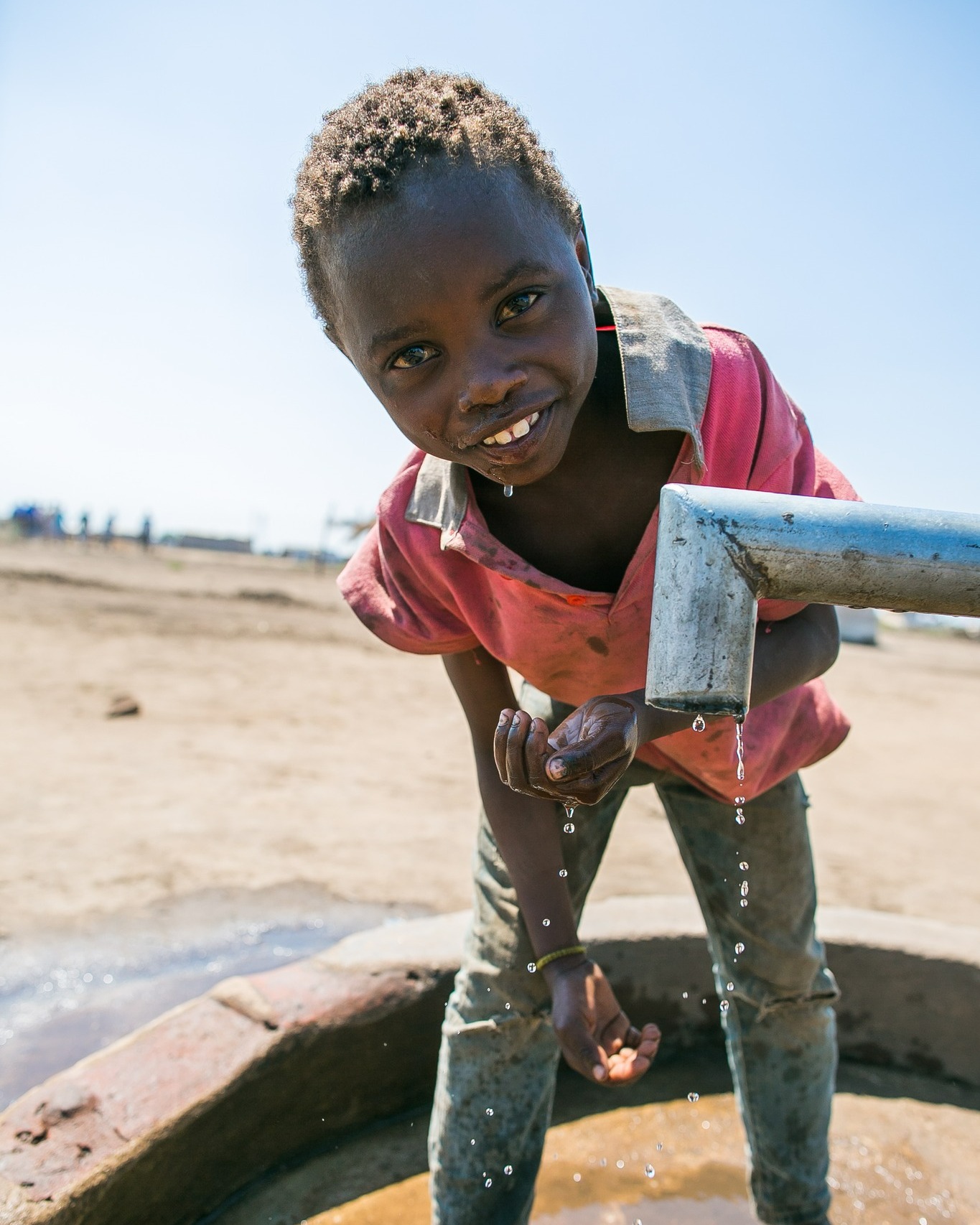 para-cada-crian-a-e-fam-lia-gua-unicef-mozambique-facebook