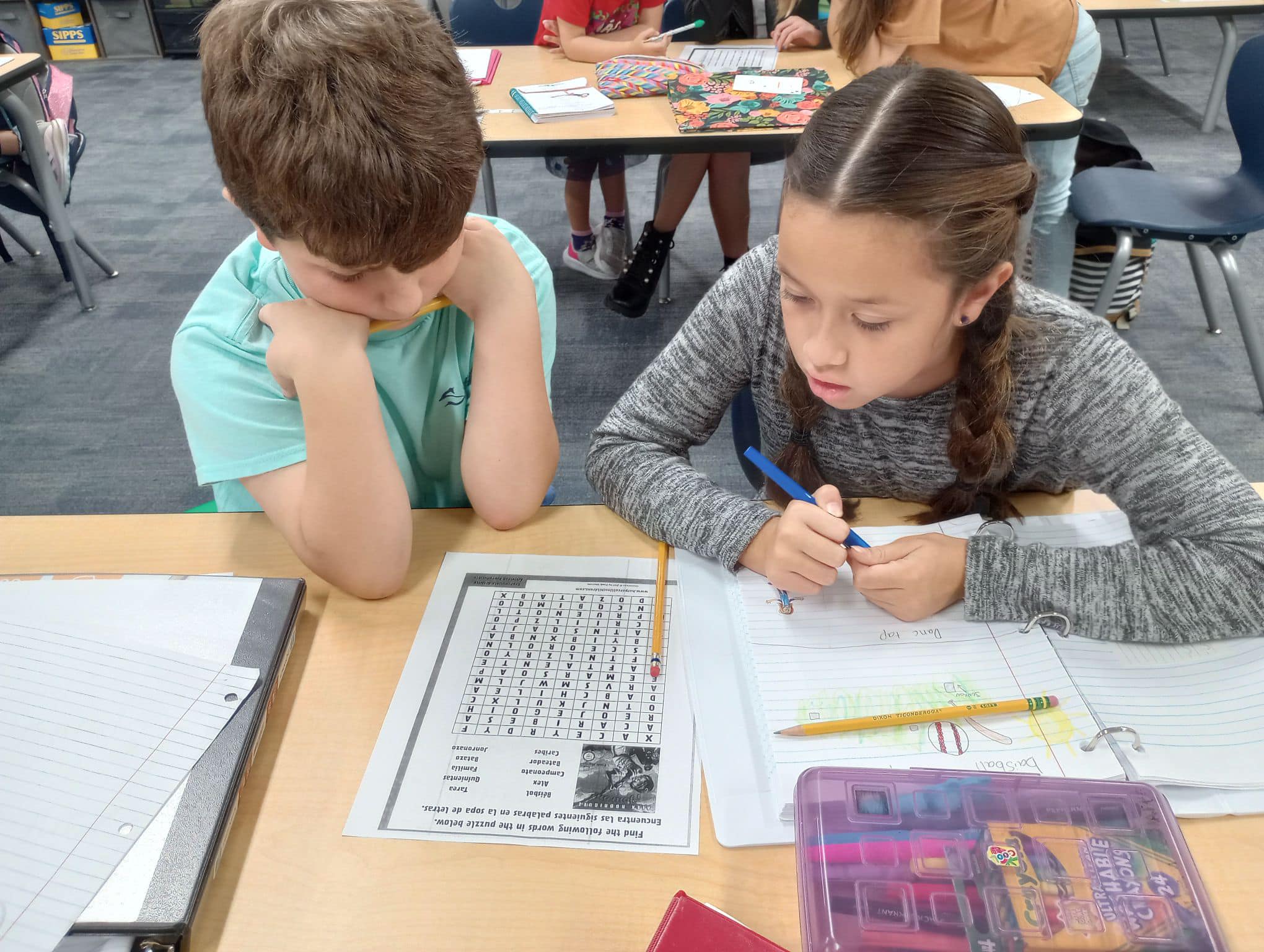 FCA. Leimos... - L.E.E.- Language Exploration Enrichment