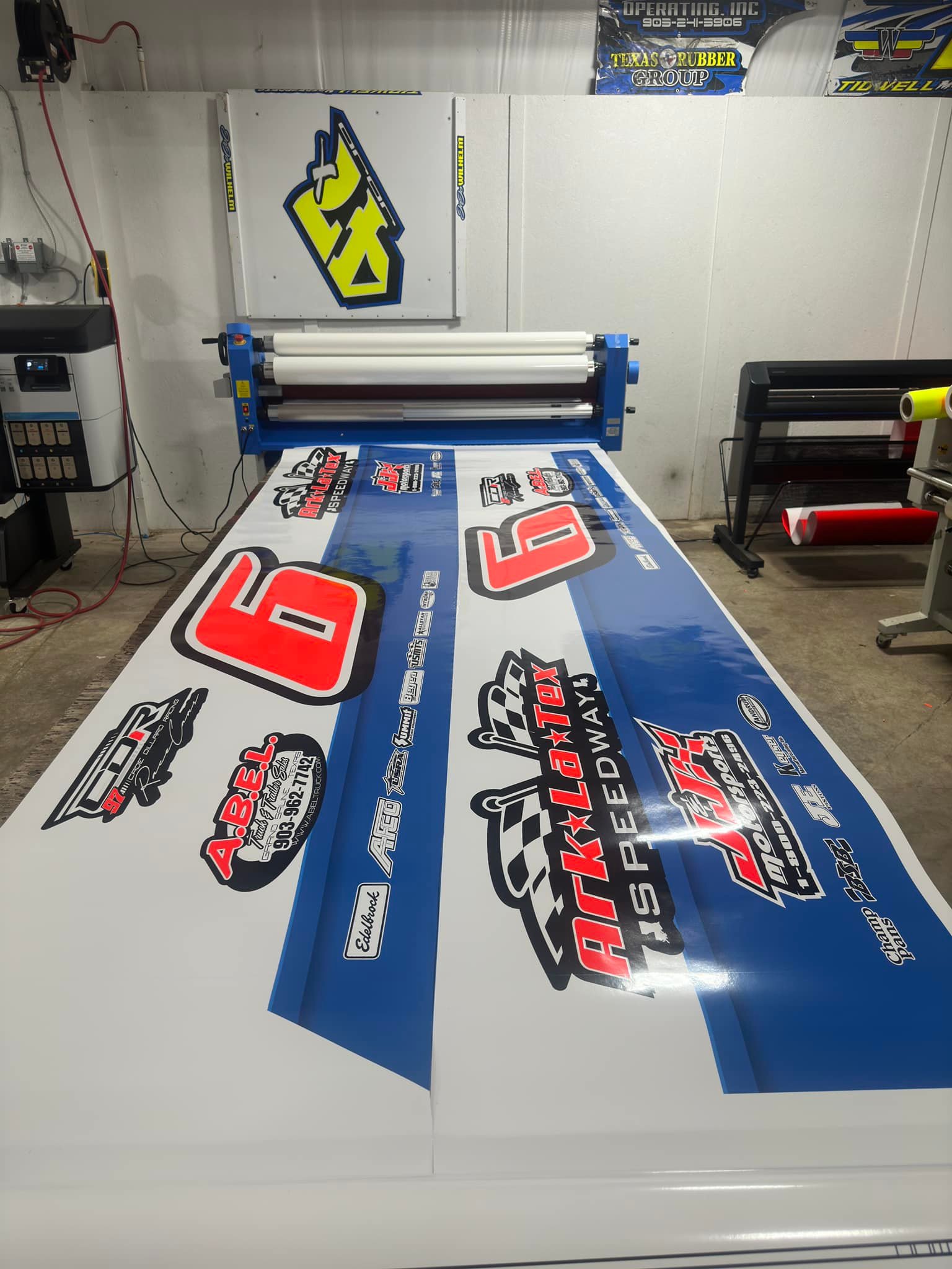 RKT SIGNS