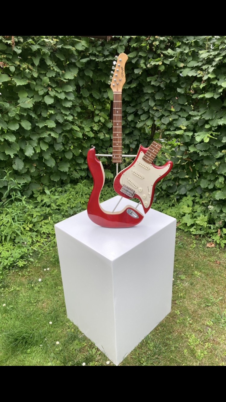 Deadnotes - upcycled instruments