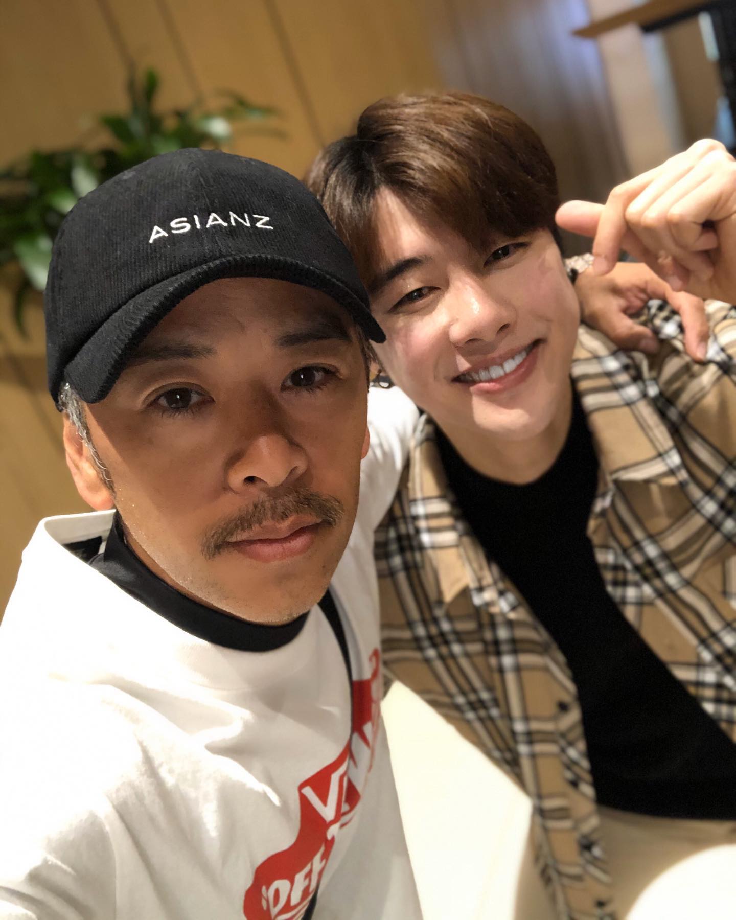 Panicrew Yohey 兵役から帰ってきたら 色んな場所でライブしよう 兵役から帰ってきたら 色んな曲を歌おう 兵役から帰ってきたら もっといっぱい一緒にご飯食べよう 兵役から帰ってきたら やれなかったこと全部やろう サランヘヨ Facebook