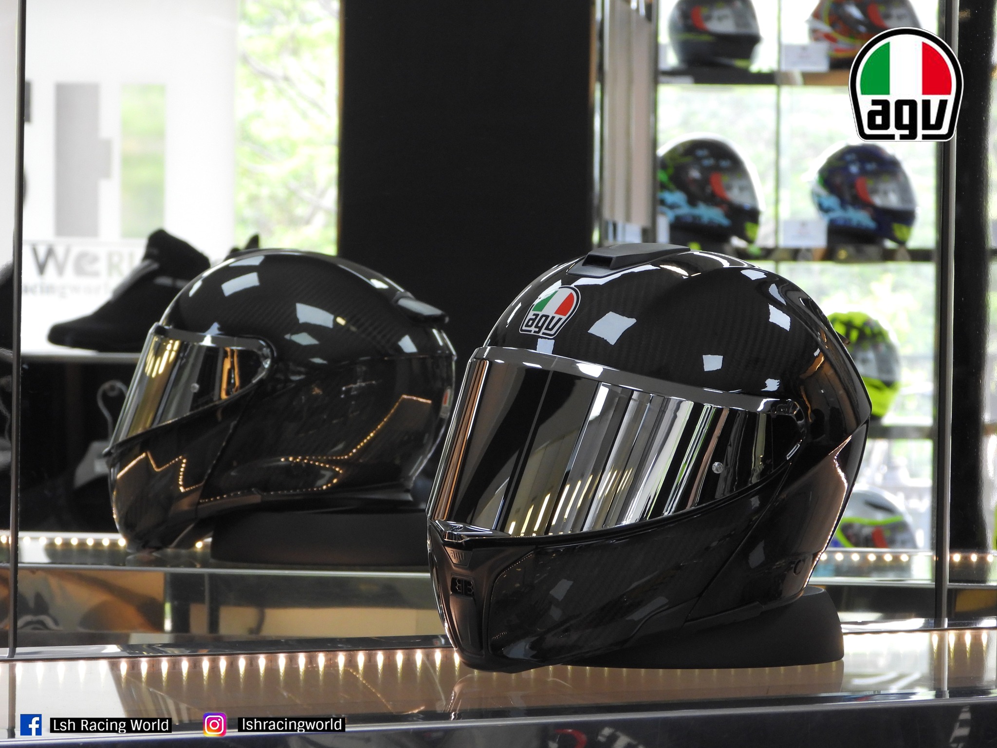 agv helmet sportmodular glossy carbon - AGV Sport Modular motorcycle crash