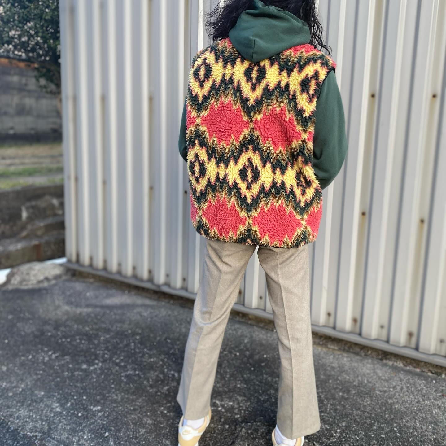 STUSSY ジャケット ボアベスト リバーシブル ボアベストコーデ」の 
