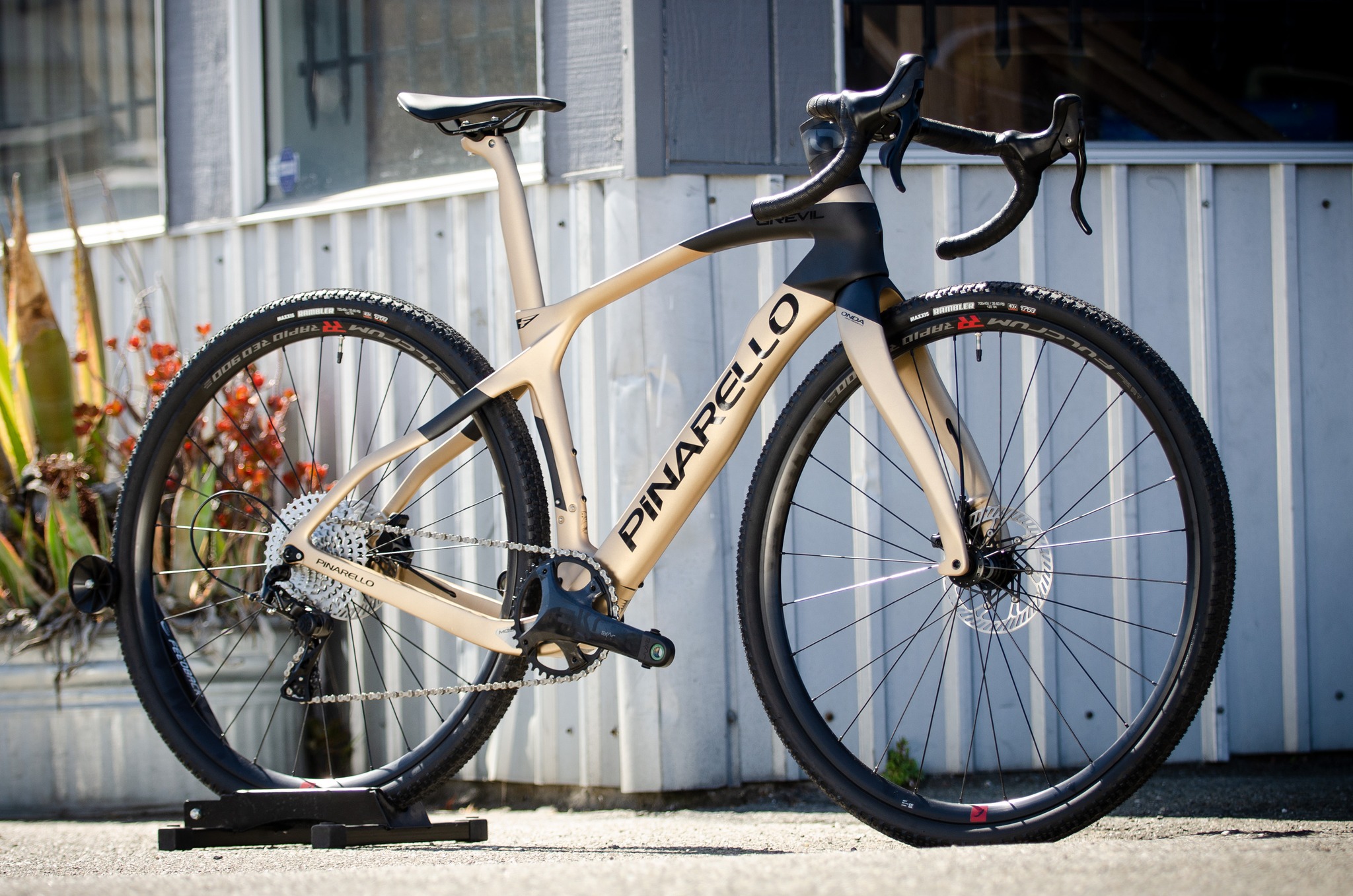 Pinarello Grevil F in Champagne Gold... - Wrench Science Inc.