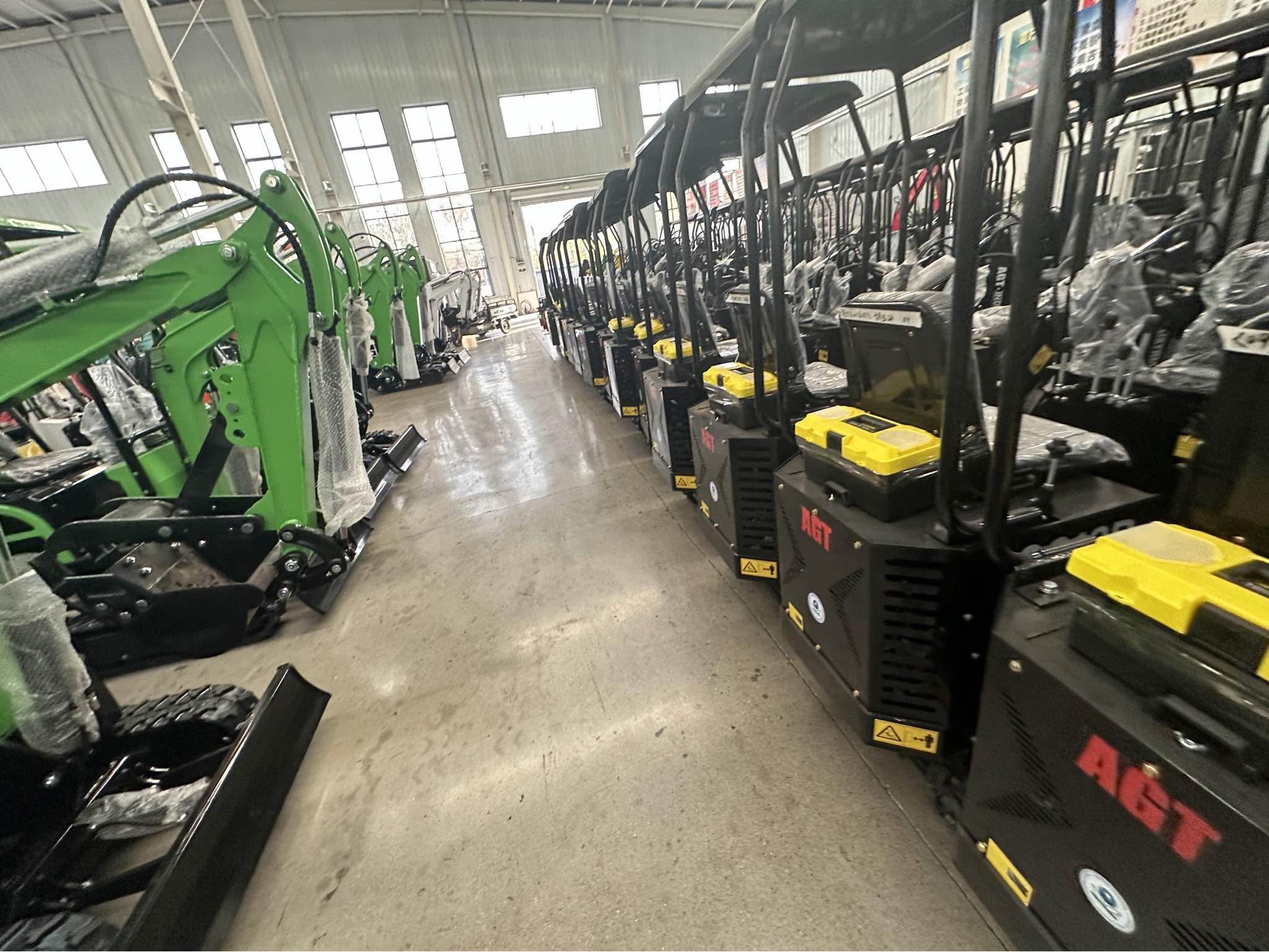 Latest 2024 mini excavators - Commercial Vehicles - Wallburg, North ...