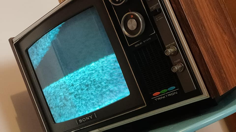 Sony Trinitron KV-29 TV works out of the box