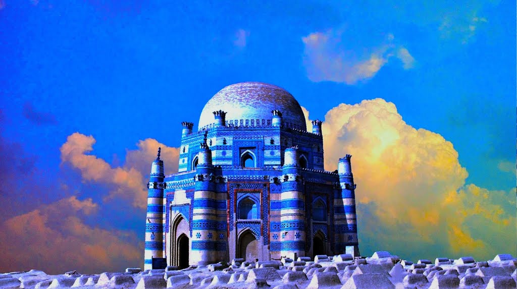 Uch Sharif