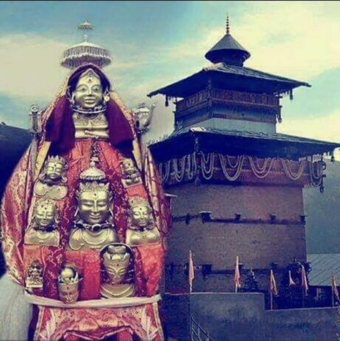 ॐ जय डोम देवता ॐ हे नाम रे, सबसे बड़ा तेरा नाम बिगड़े बना दे मेरे काम ...