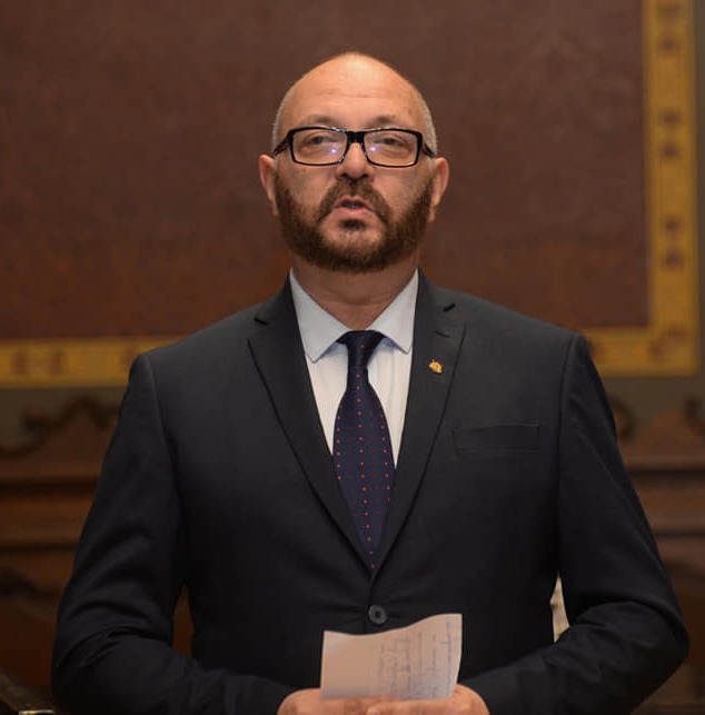 Codrule, codruțule ! Mulțumesc Corina Cranciova ! Mulțumesc Cirdu ...