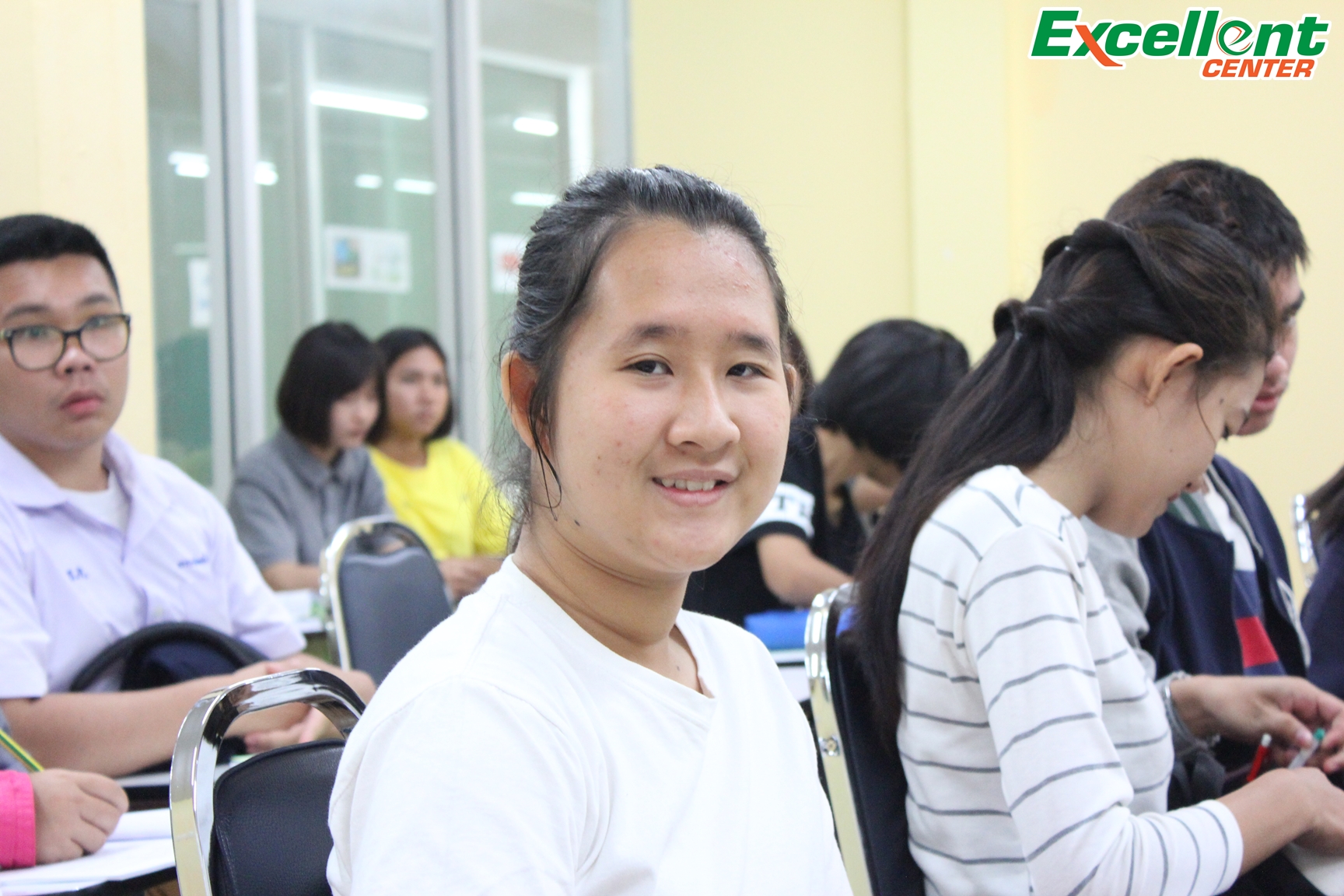 รุ่นนี้... - โรงเรียน Excellent center เอคเซลเลนท์ เซ็นเตอร์