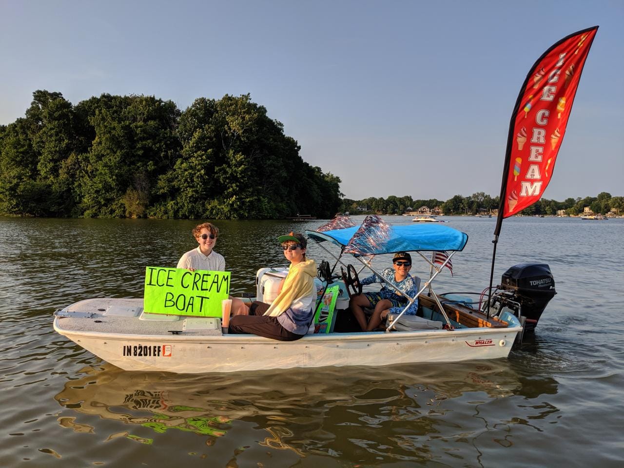 Ice Cream Boat - Morse Lake