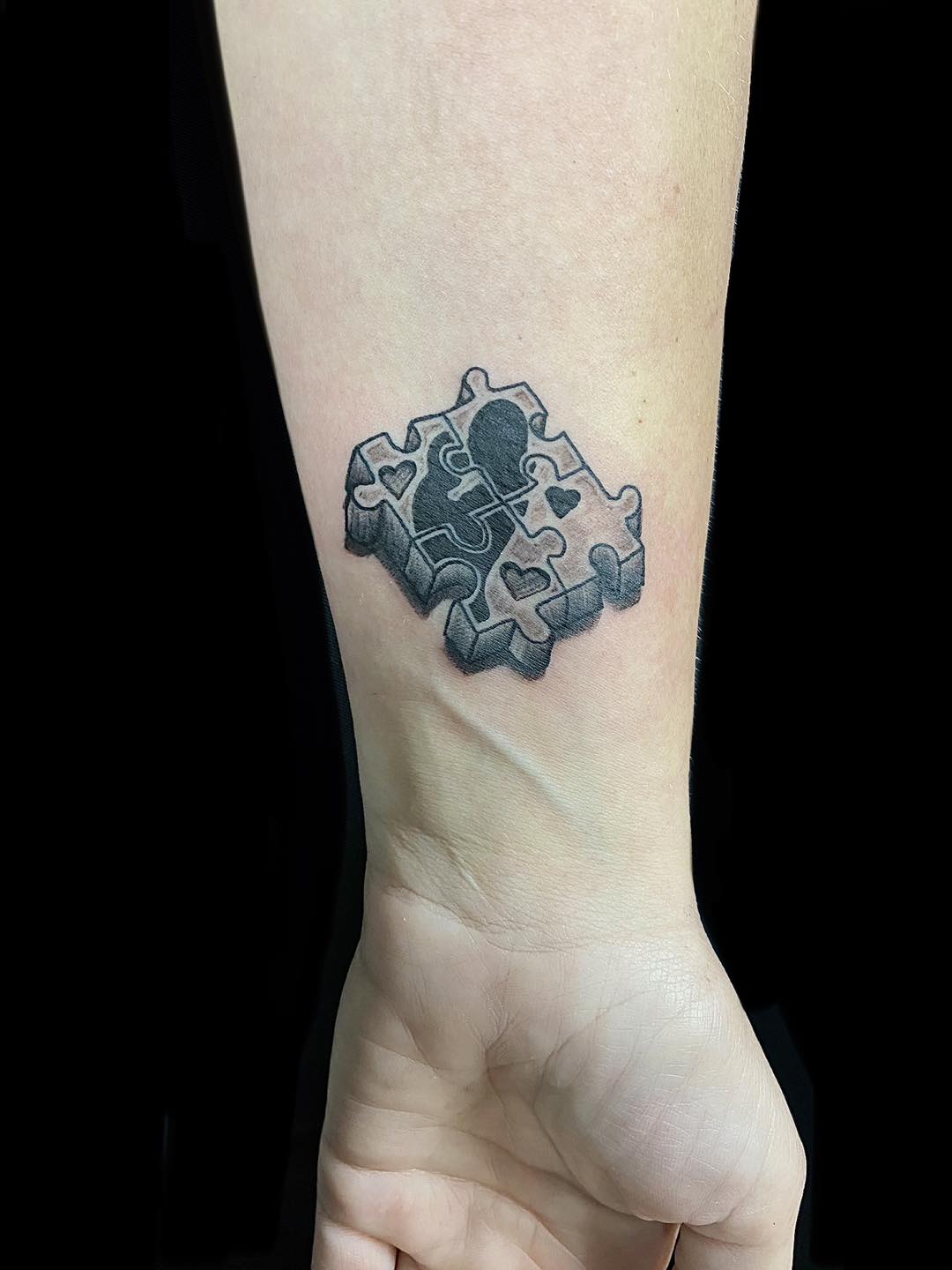 MC PUZZLES TATTOO ミスターカートゥーン パズル タトゥー 黒 MISTER CARTOON PUZZLES TATTOO パズル タトゥー 黒 Mister Cartoon