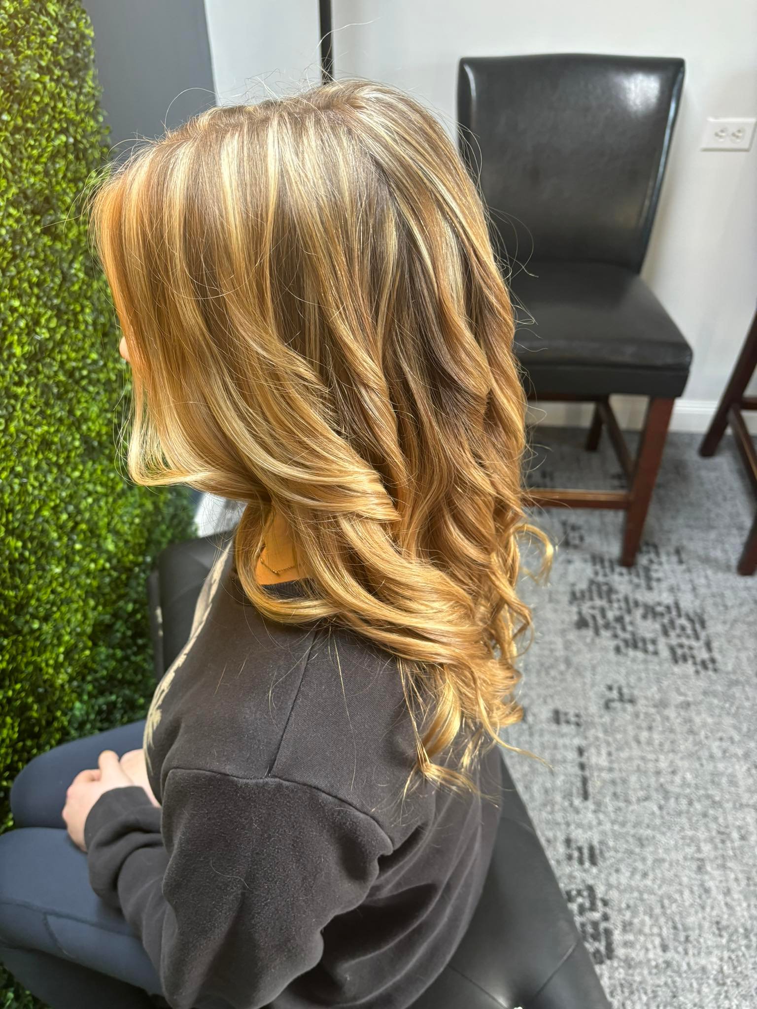 Root 86 Salon | Glen Dale WV