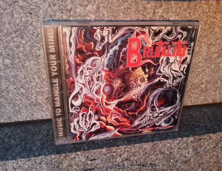 Can a Death By Audio Total Sonic Annihilation 2 go anywhere in the