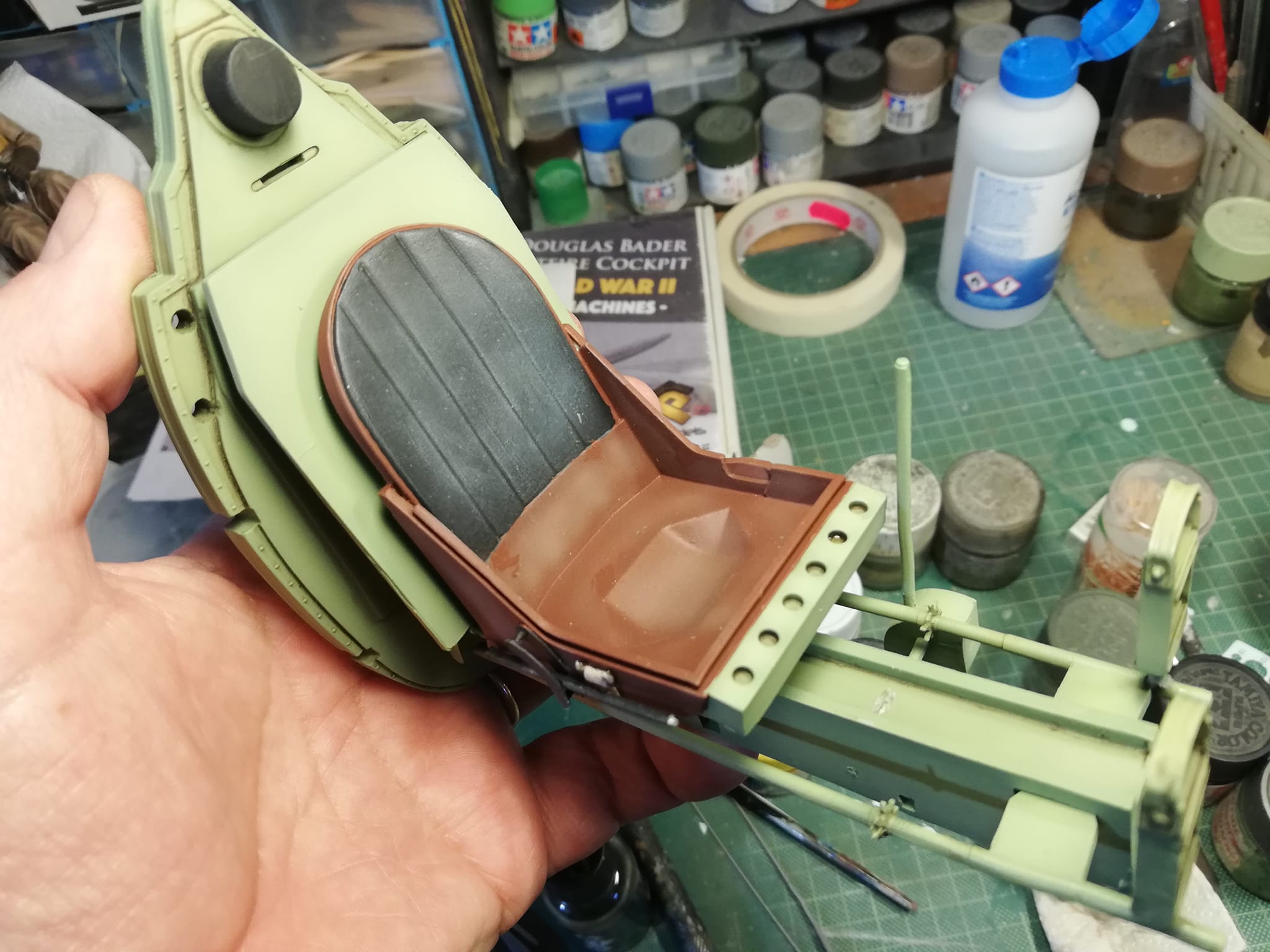 Figurine Pilote RAF Douglas Bader FineMolds 1/32 - Pièces De Modèle à Monter - AD04