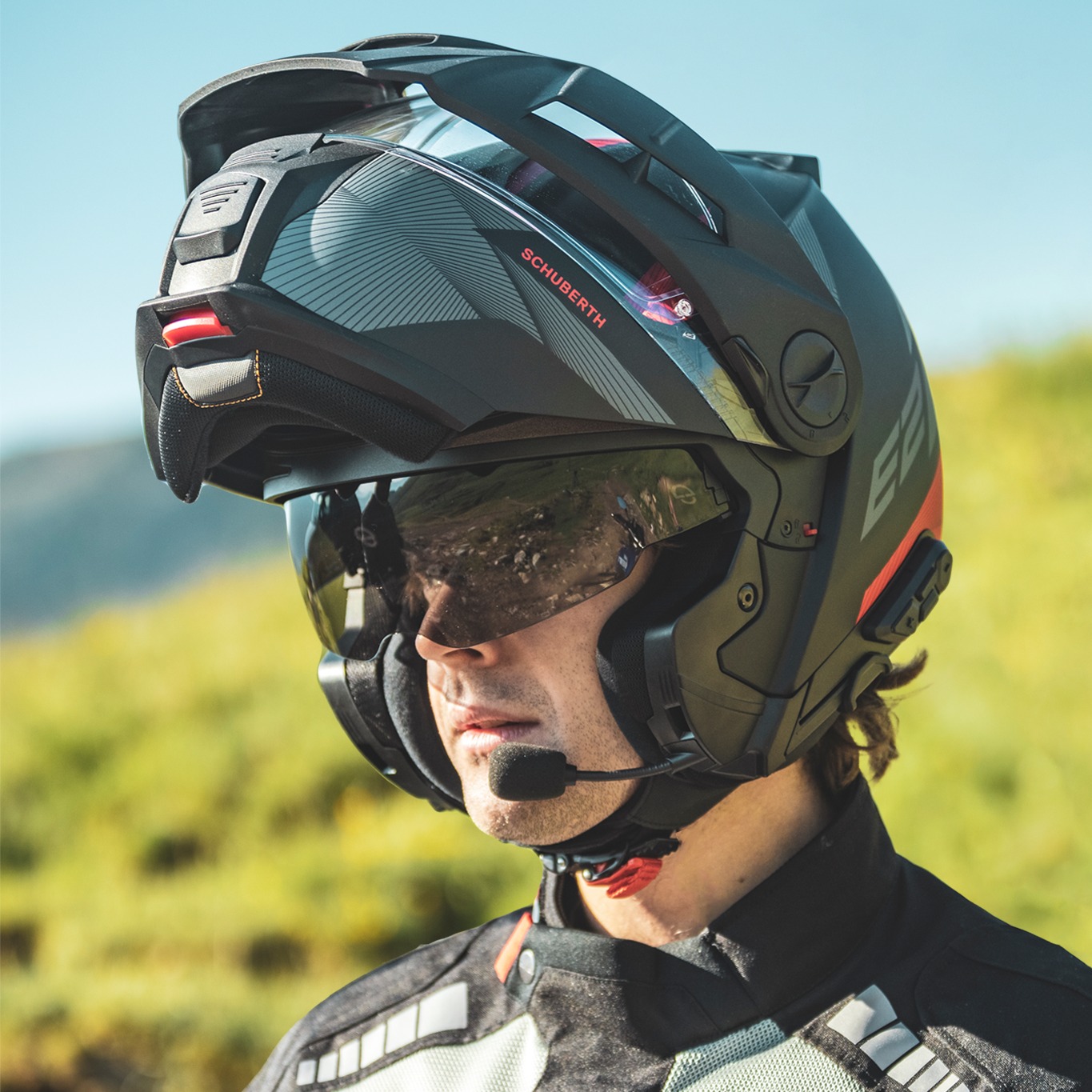 2017 best sport bike helmet Shoei VFX-EVO - White - Size Large Best Sportbike Helmets | Helmet