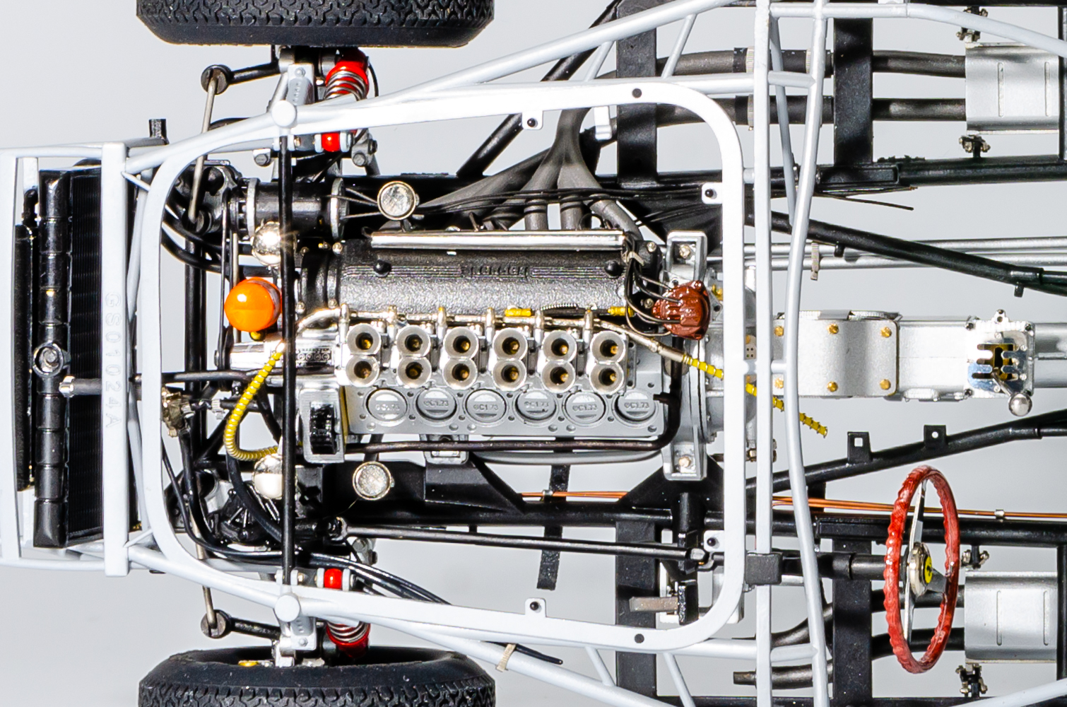 A few pictures of the Martisan Ferrari 250 GTO chassis in 1:18