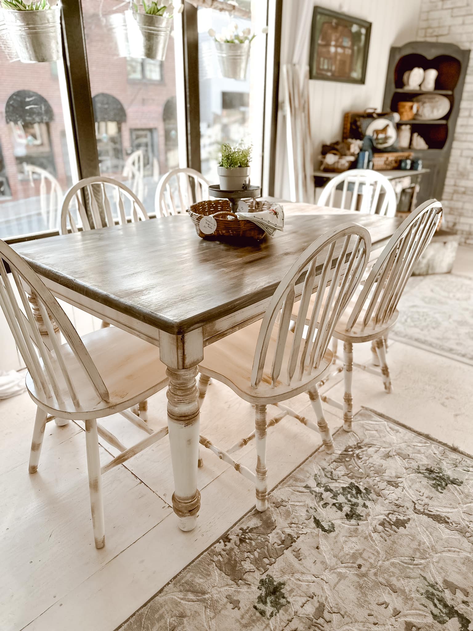 5:16 Home Decor - This dining table is now sold! Thank...