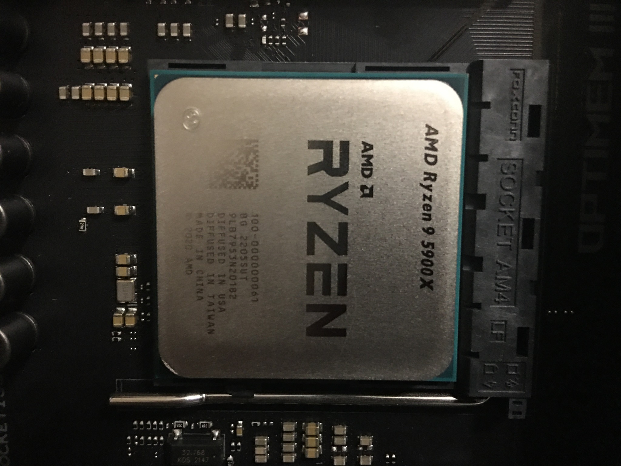 Asus ROG Crosshair VIII Dark Hero dram error