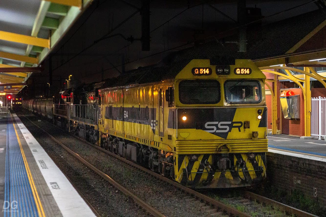 NSW Railways - Past and Present | G514, C510 and SSR101 lead SSR’s 9142 ...