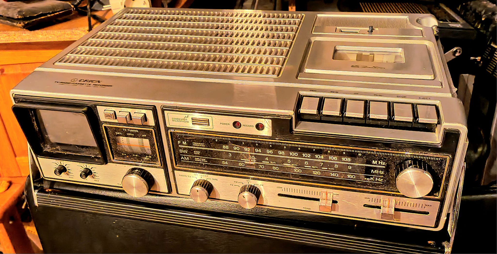 Orion 7725 portable color tv-radio-cassette a gem for rf enthusiasts