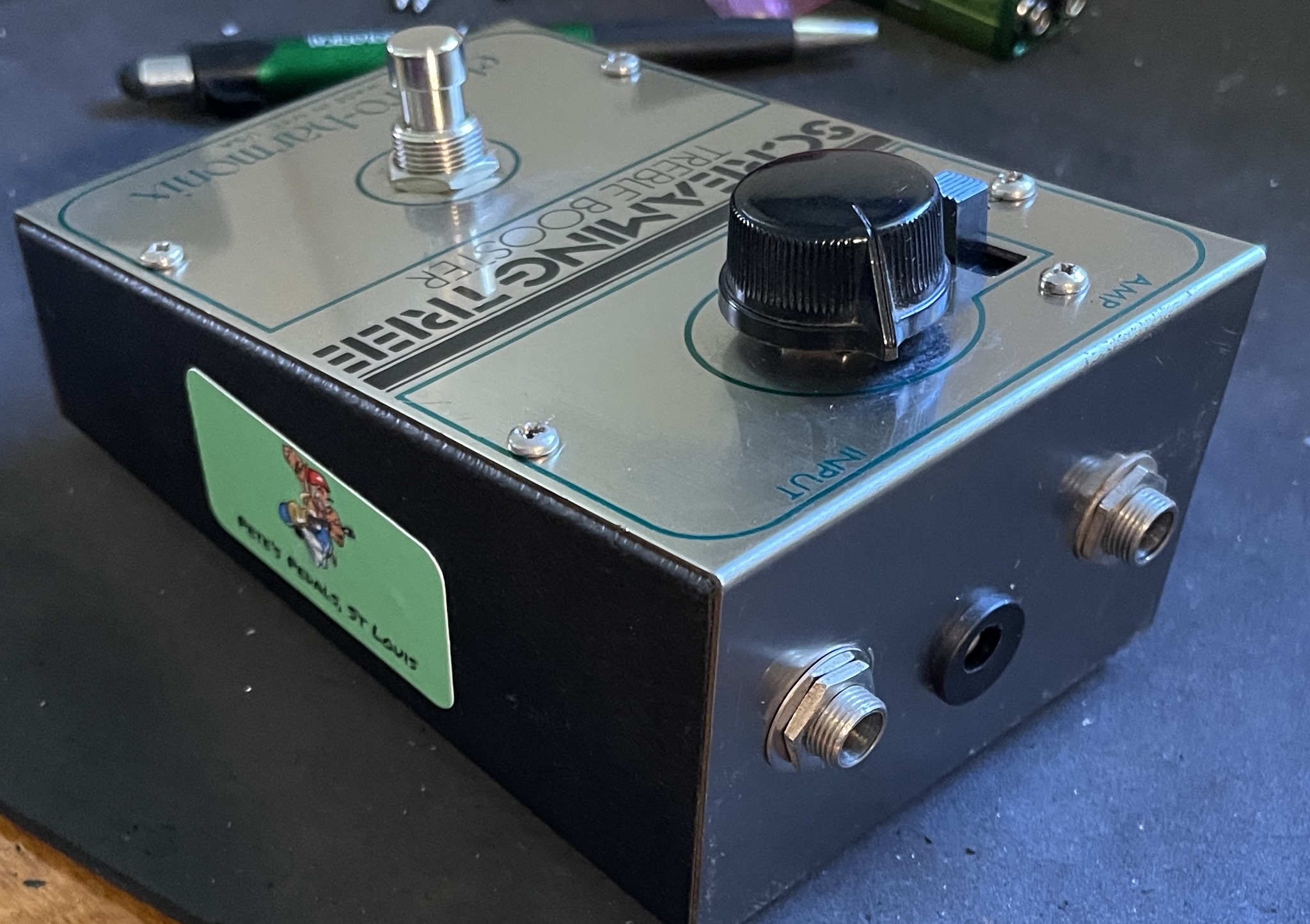 Electro harmonix screaming bird treble booster