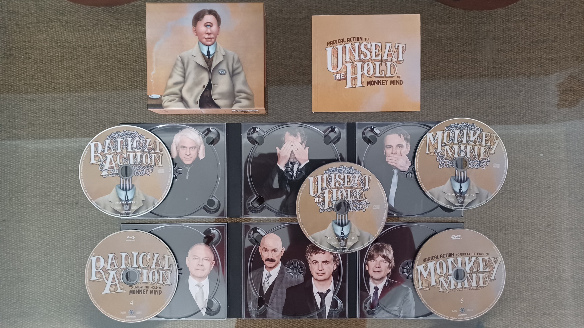 I just received this incredible King Crimson box that I finally